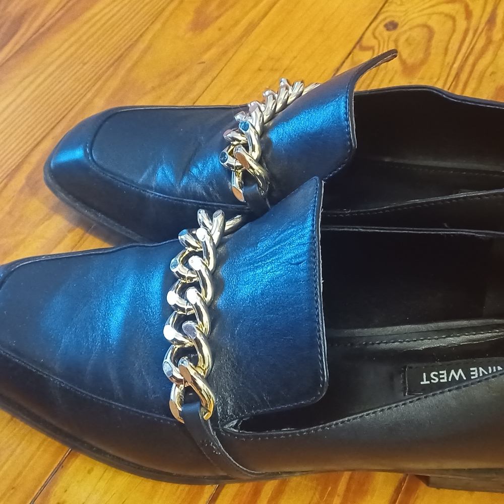 Women's Onxe Chain Slip-on Loafers